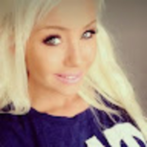 Meet your Posher, Cheryl - Picture 1 of 1